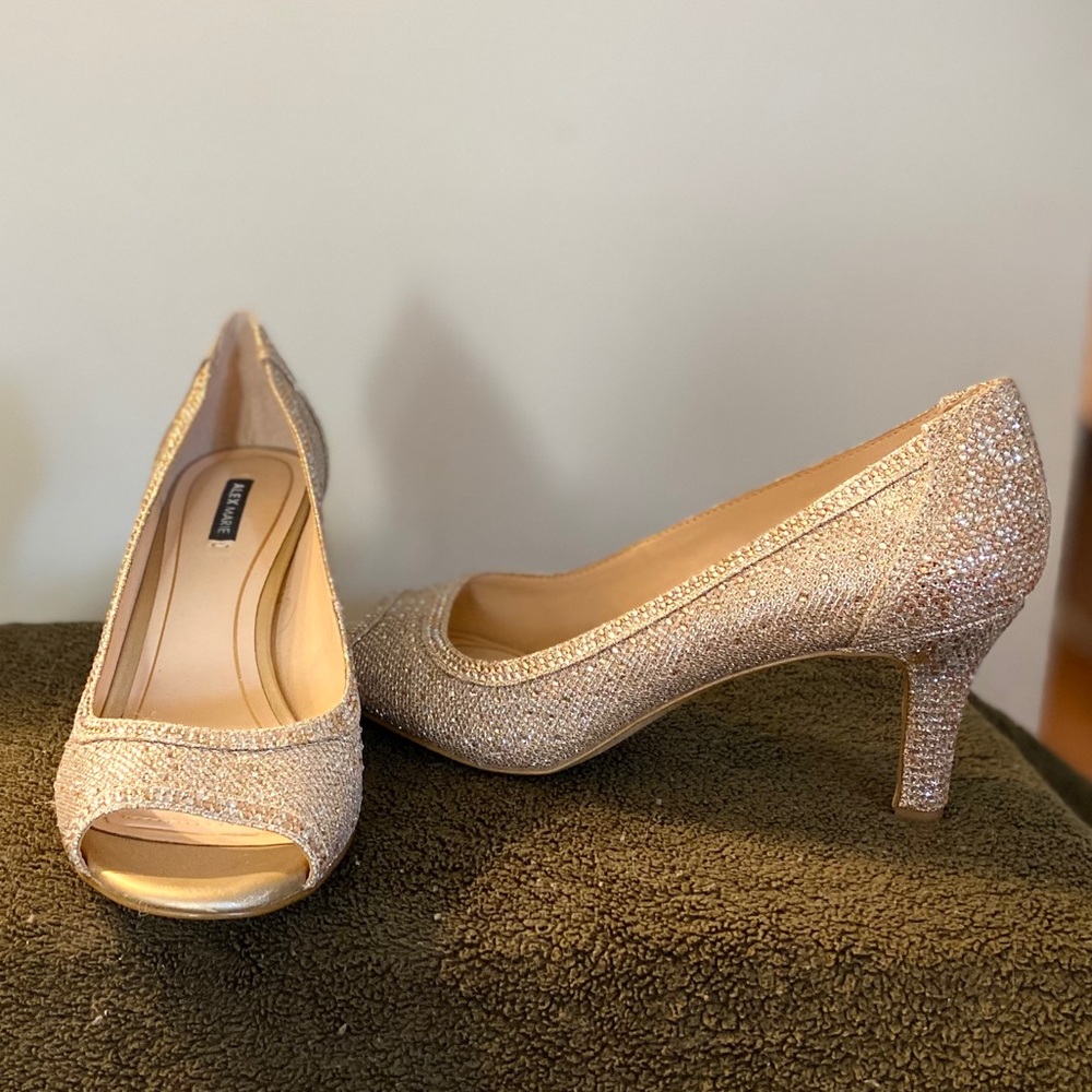 Alex Marie peep toe pumps